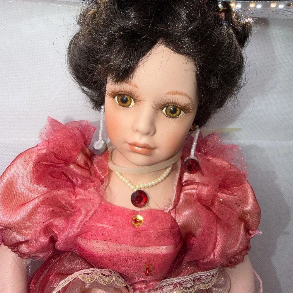 Collectible Memories Girls 16